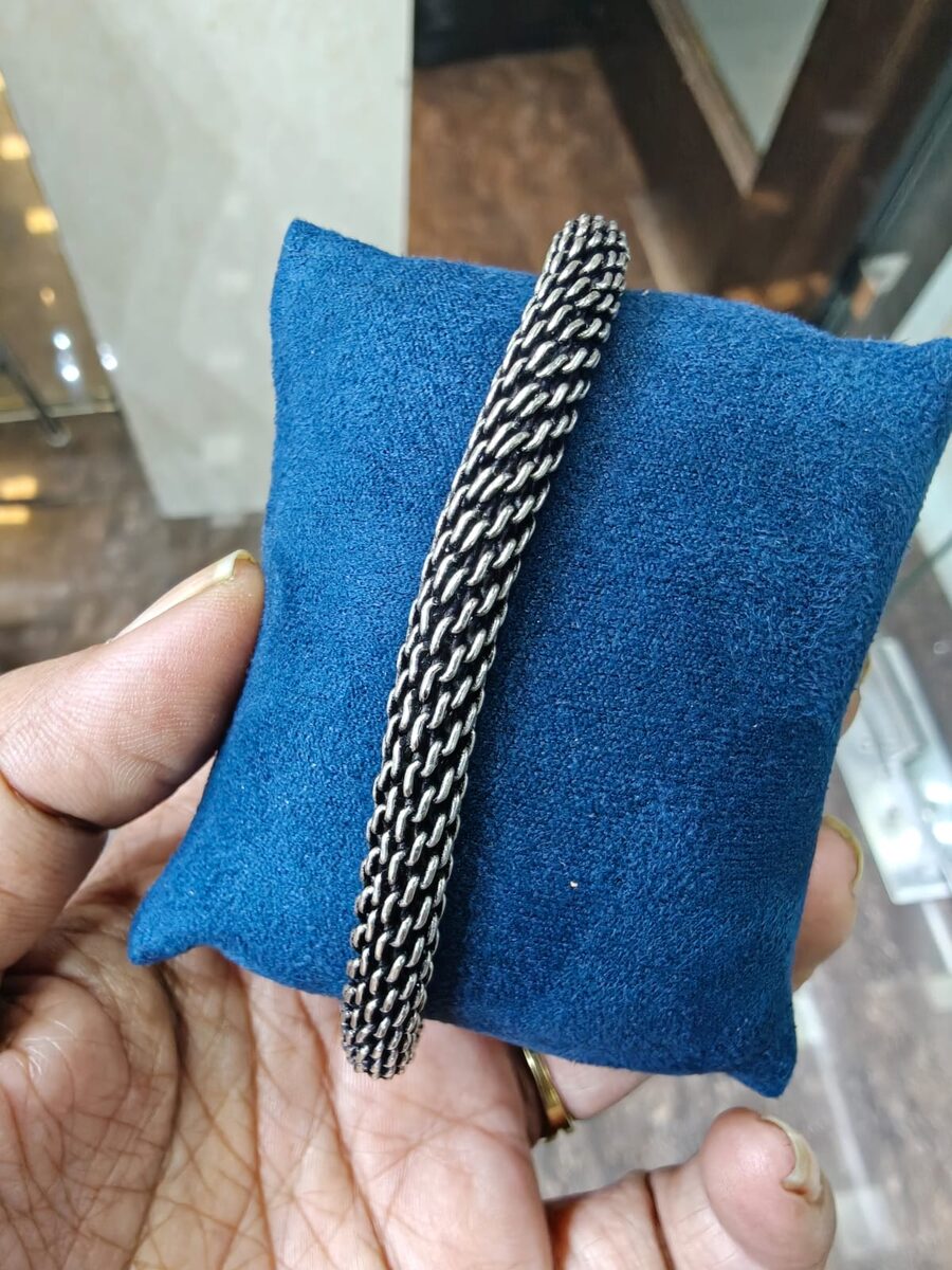 Braided silver bracelet